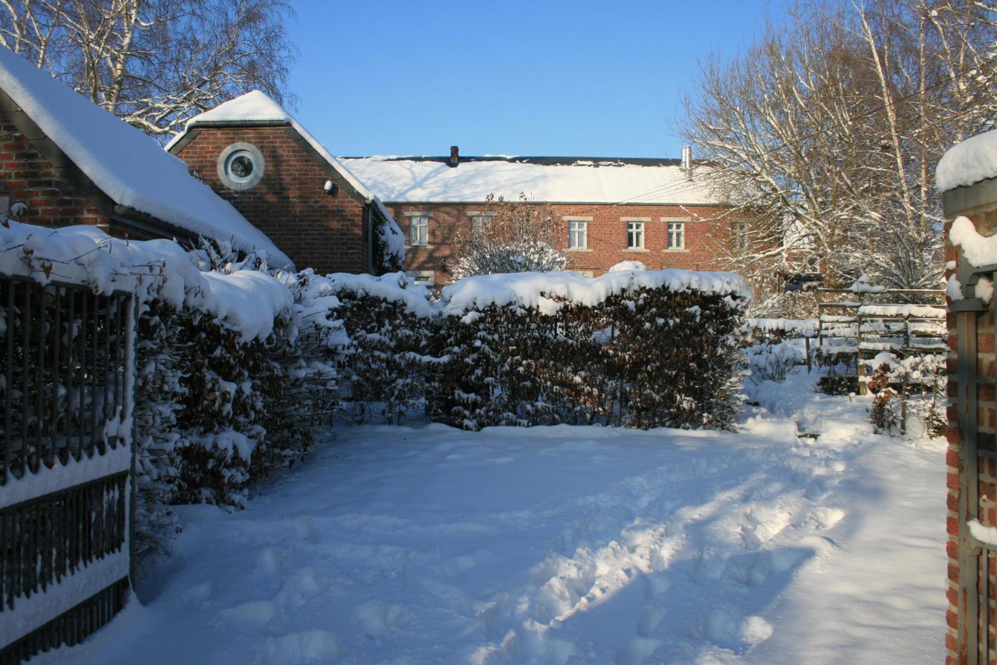 B&B La Chambre D'A Cote Aische-en-Refail Zewnętrze zdjęcie